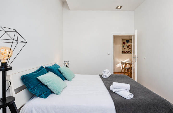 Klimatyczny apartament w kamienicy przy ulicy Krupniczej