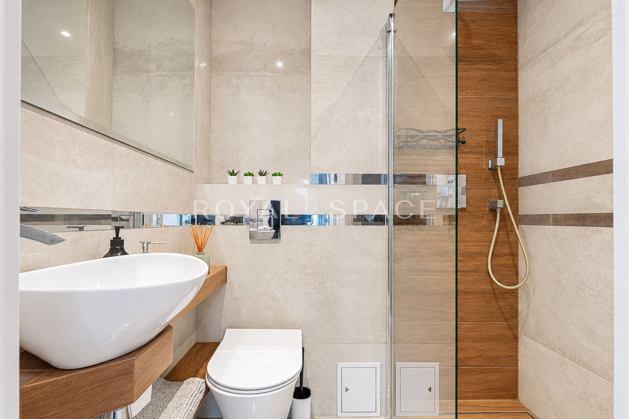 Wyjątkowy apartament na ulicy Karmelickiej | Royal Space